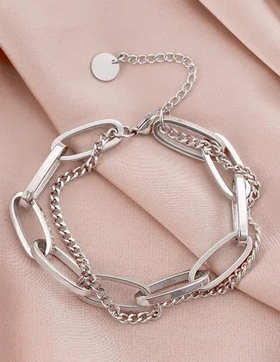 اسوارة لون فضي