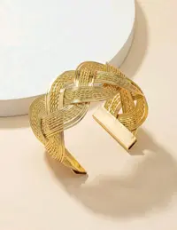 اسوارة لون ذهبي 2