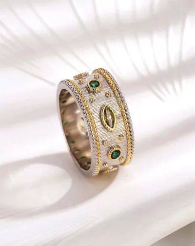 خاتم لون فضي