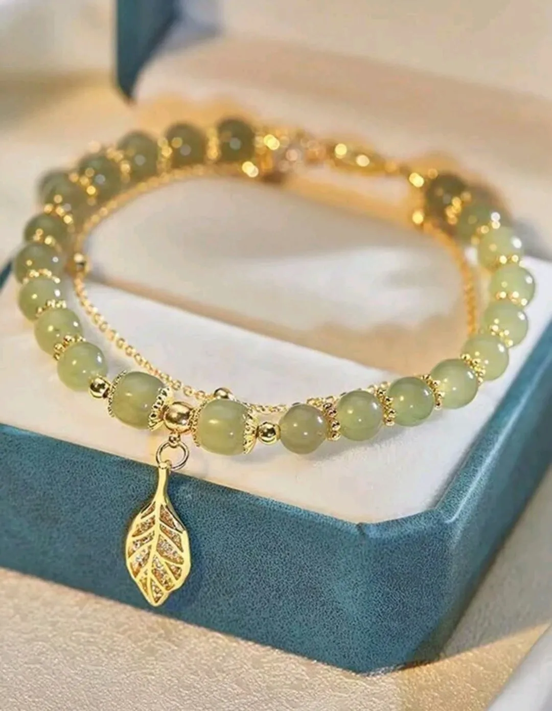 اسوارة لون ذهبي