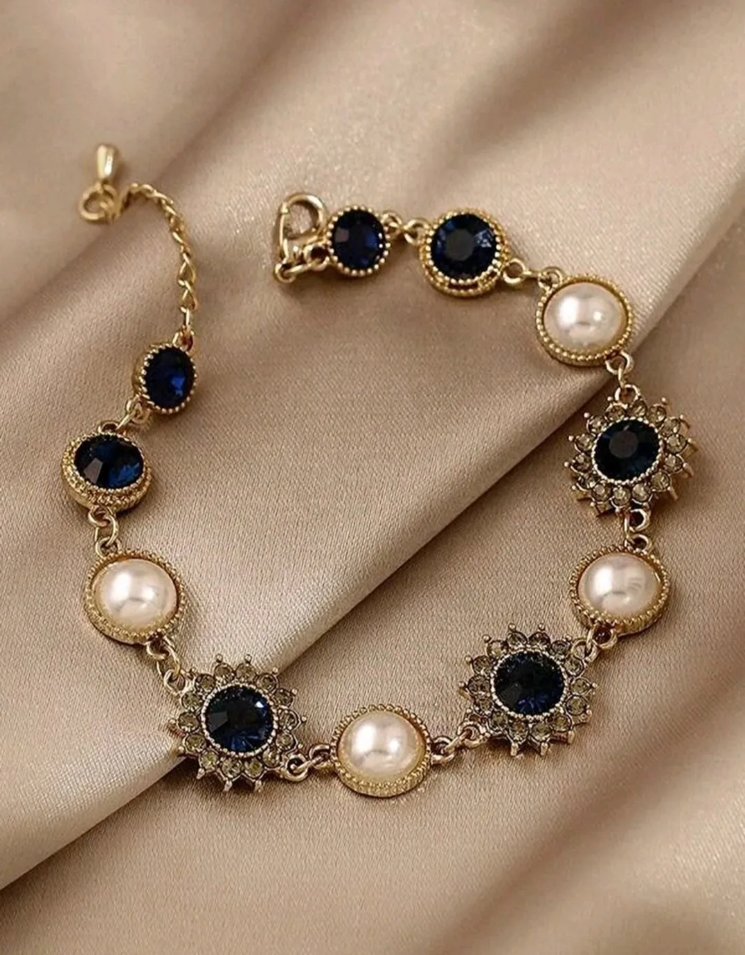 اسوارة لون ذهبي