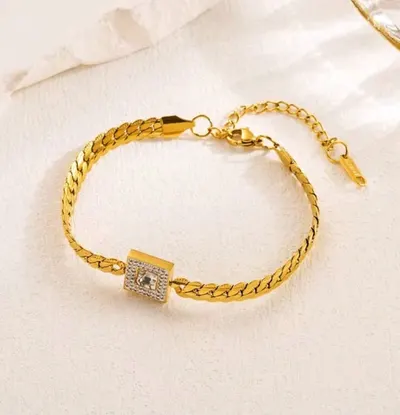 اسوارة لون ذهبي