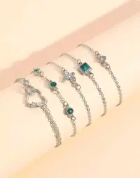 مجموعة اساور فضية 2