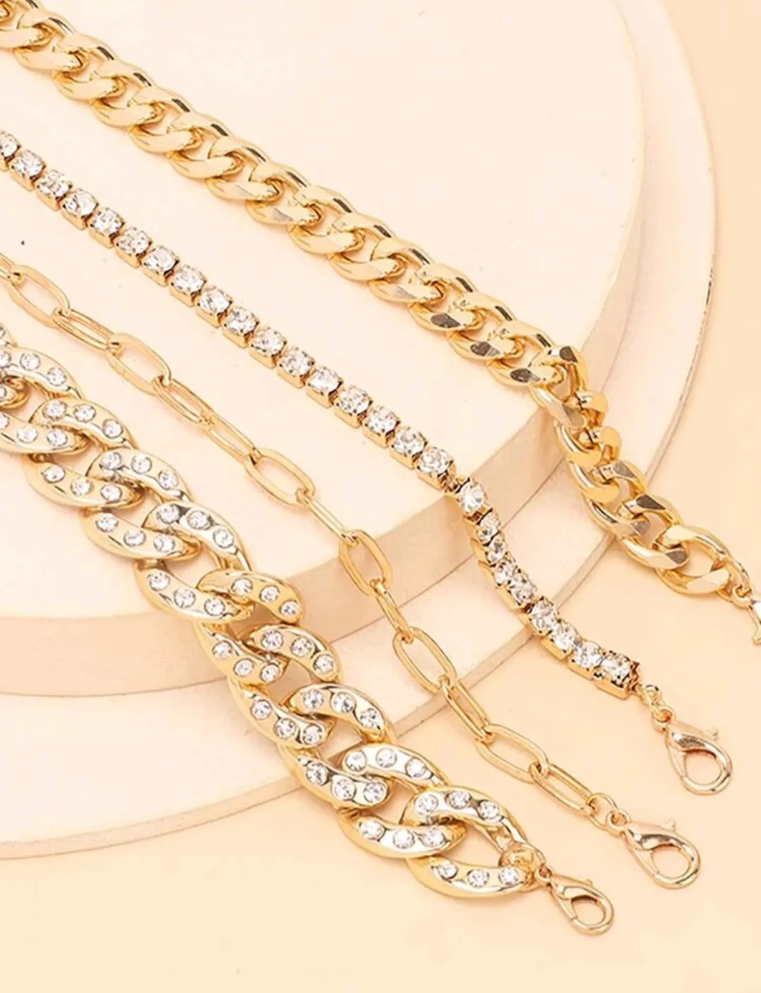 مجموعة اساور