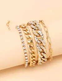 مجموعة اساور 4