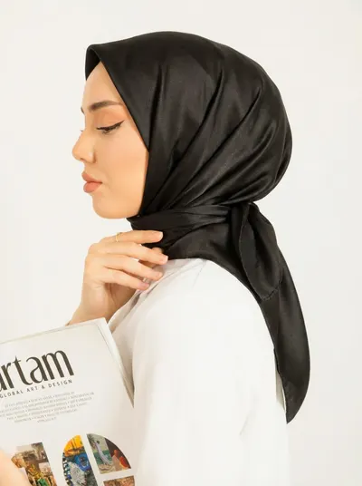 ايشارب مربع لون بني غامق