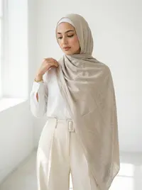 شال لايكرا لون بيج 1