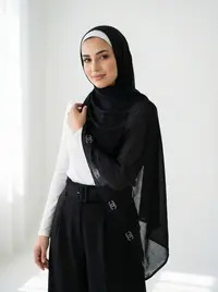 شال لايكرا لون اسود 1