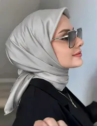 ايشارب مربع لون فضي 1