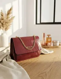 شنطة لون برغندي 2