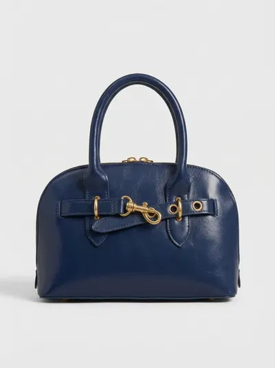 شنطة لون كحلي