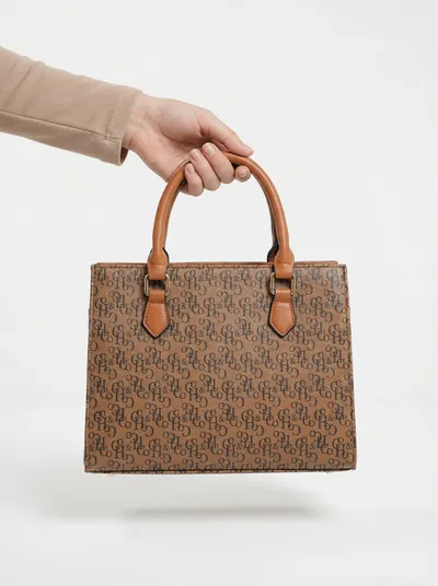 شنطة لون عسلي