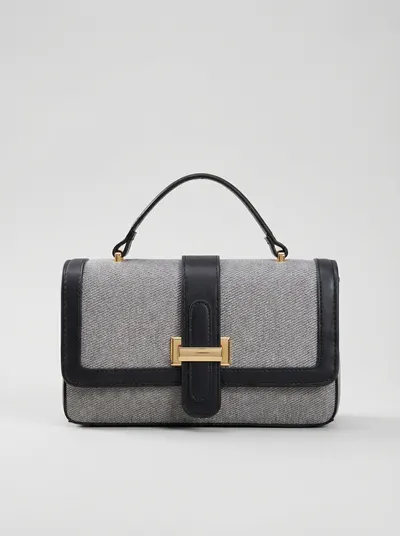 شنطة لون اسود