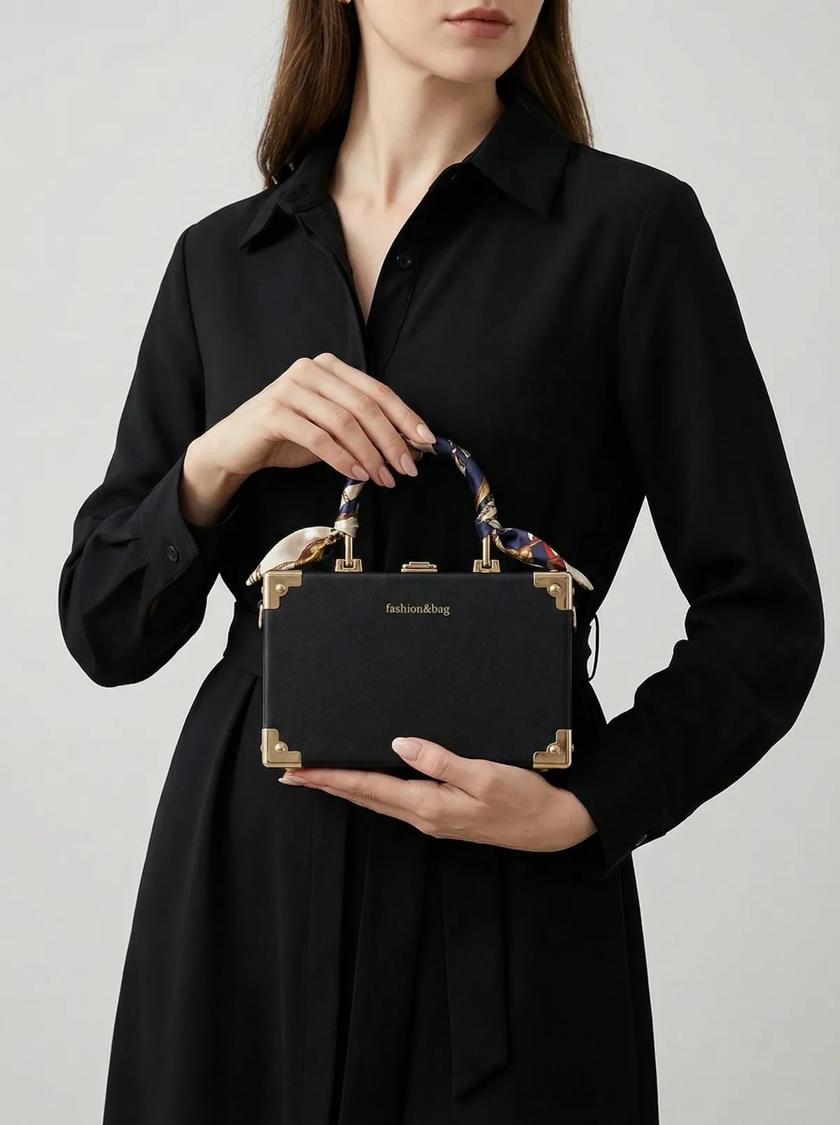 شنطة لون اسود