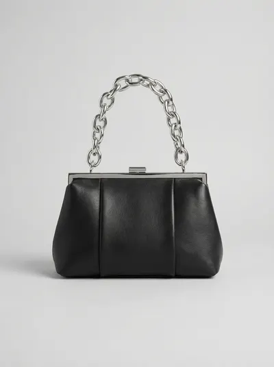 شنطة لون اسود