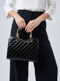 شنطة لون اسود 2