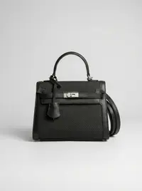 شنطة لون اسود 1