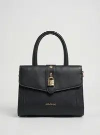 شنطة لون اسود 1