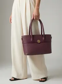 شنطة لون برغندي 2