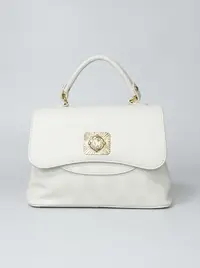 شنطة لون ابيض 1