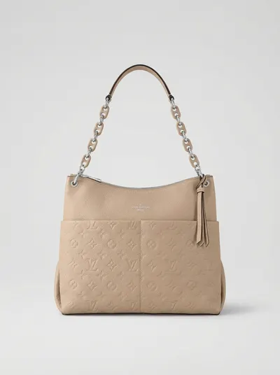 شنطة حجم كبير