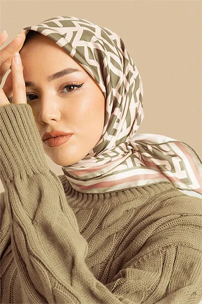 إيشارب مربع