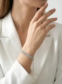 اسوارة لون فضي 1