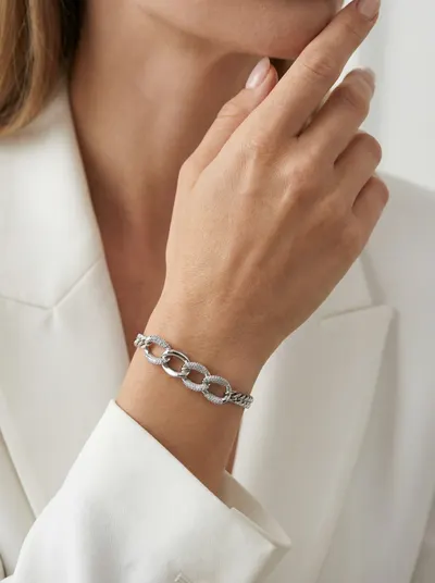 اسوارة لون فضي