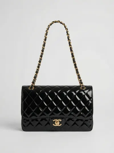 شنطة لون اسود 